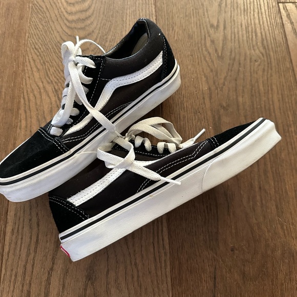 VANS Old Skool Shoe - Picture 2 of 7